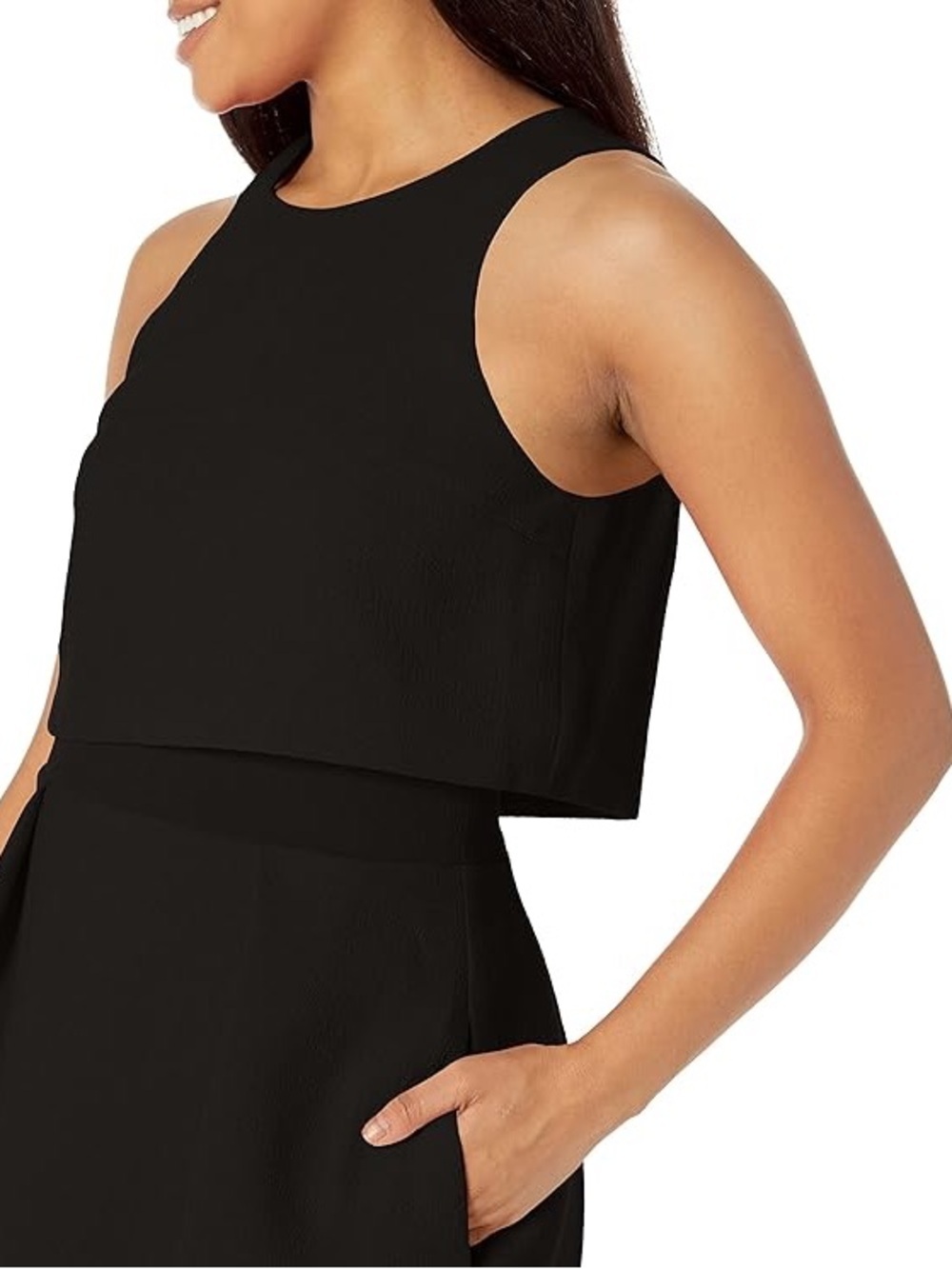 Black Halo sz. 8 Cropped Sleeveless Top Blouse Jewel Neckline Crepe Suiting